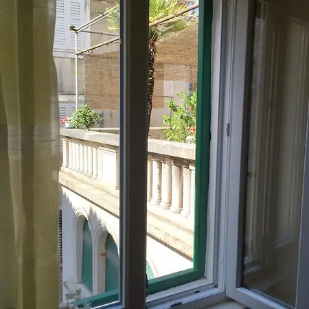 Mv Apartman *